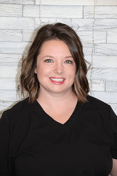 Portrait of Lindsay Thompson, Highlands Ranch Smiles Dental Hygienist in Highlands Ranch, CO.